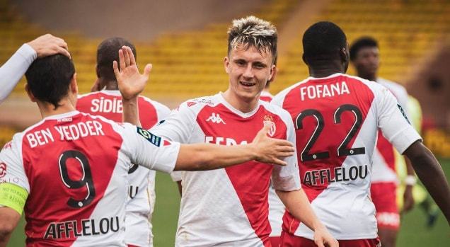 懒熊体育：咪咕将获得英超下一周期在中国内地的新媒体独家版权